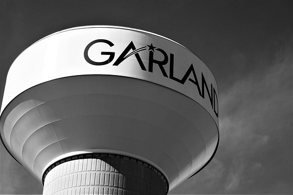 Looking Overhead in Garland